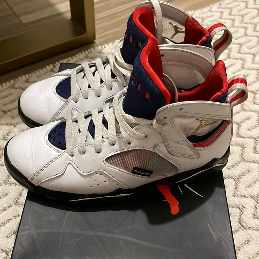 PARIS SAINT-GERMAIN X AIR JORDAN 7 RETRO 'PANAME'